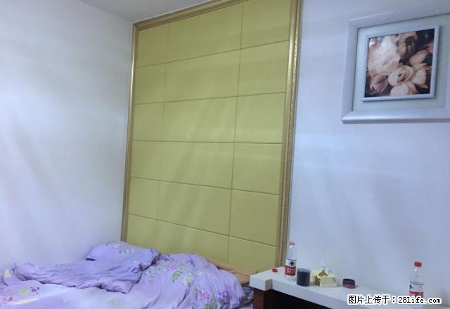 南门坝 蓝光香江国际 精装房出租!1.8万一年! - 房屋出租 - 房屋租售 - 南充分类信息 - 南充28生活网 nanchong.28life.com